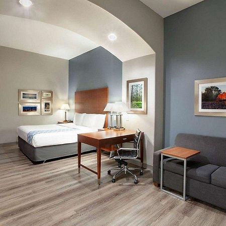 Comfort Inn & Suites Cleveland Esterno foto
