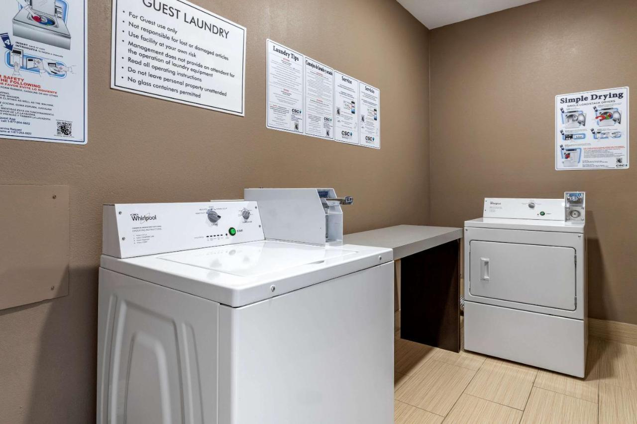 Comfort Inn & Suites Cleveland Esterno foto