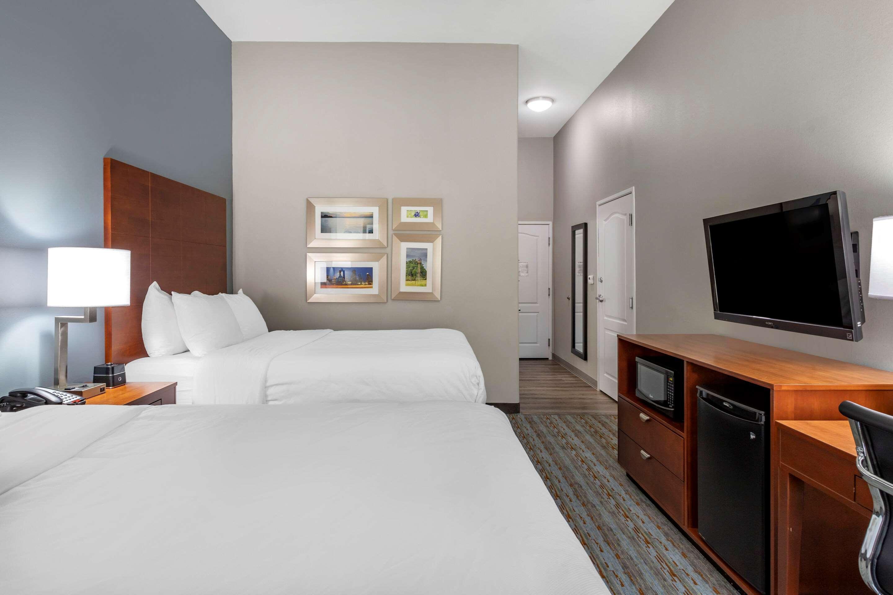 Comfort Inn & Suites Cleveland Esterno foto
