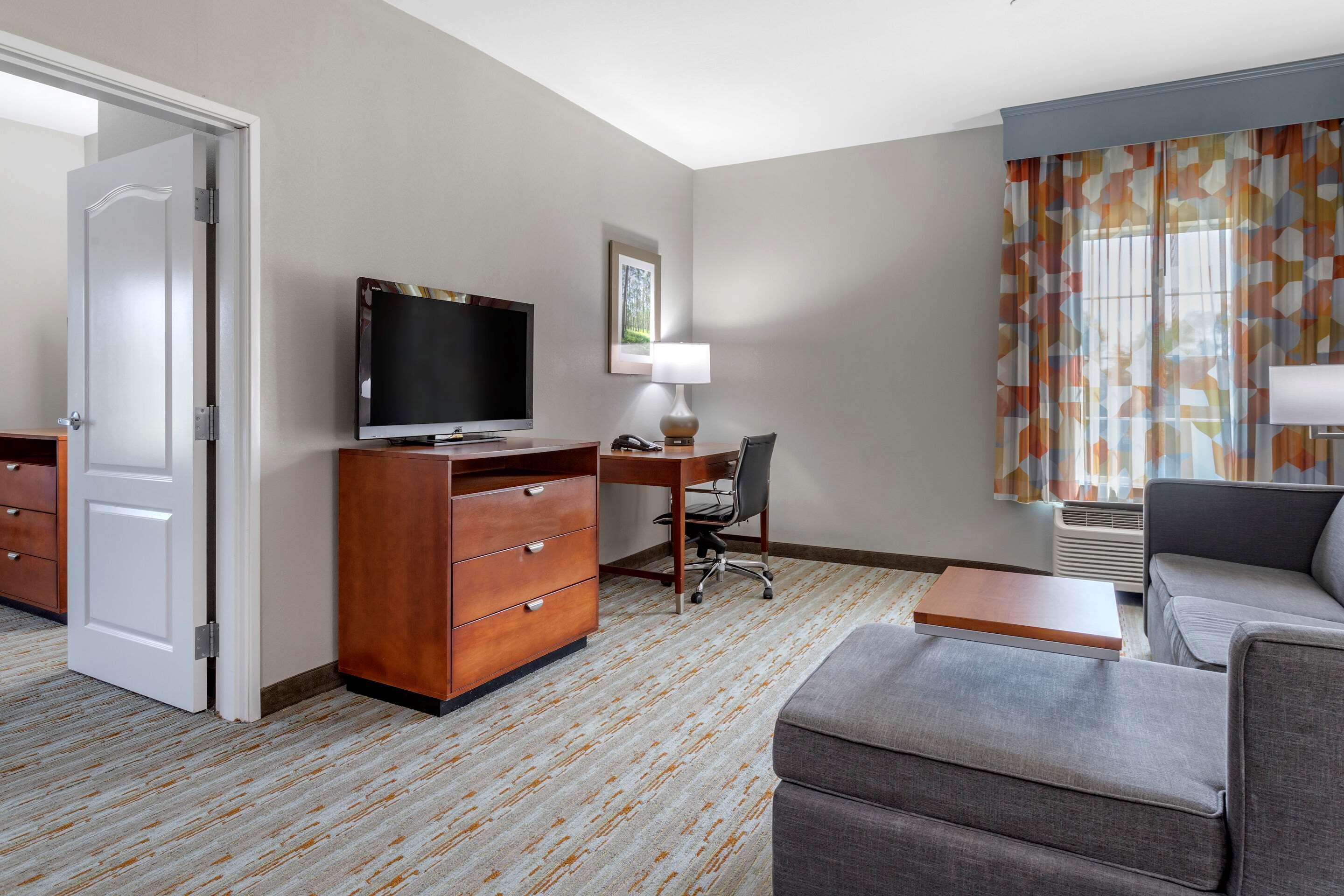 Comfort Inn & Suites Cleveland Esterno foto