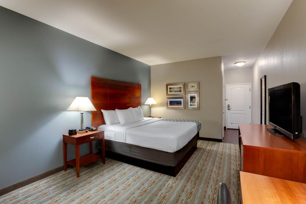 Comfort Inn & Suites Cleveland Esterno foto