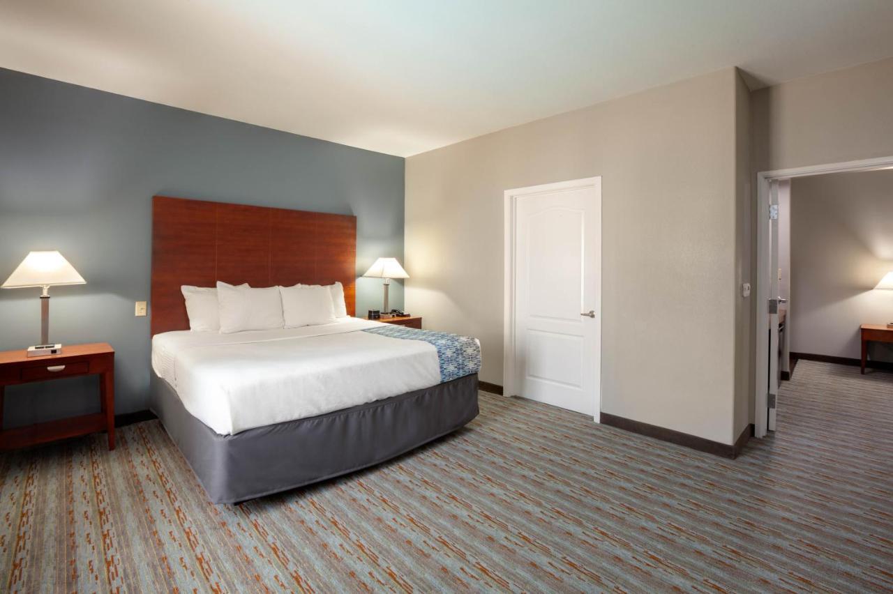Comfort Inn & Suites Cleveland Esterno foto