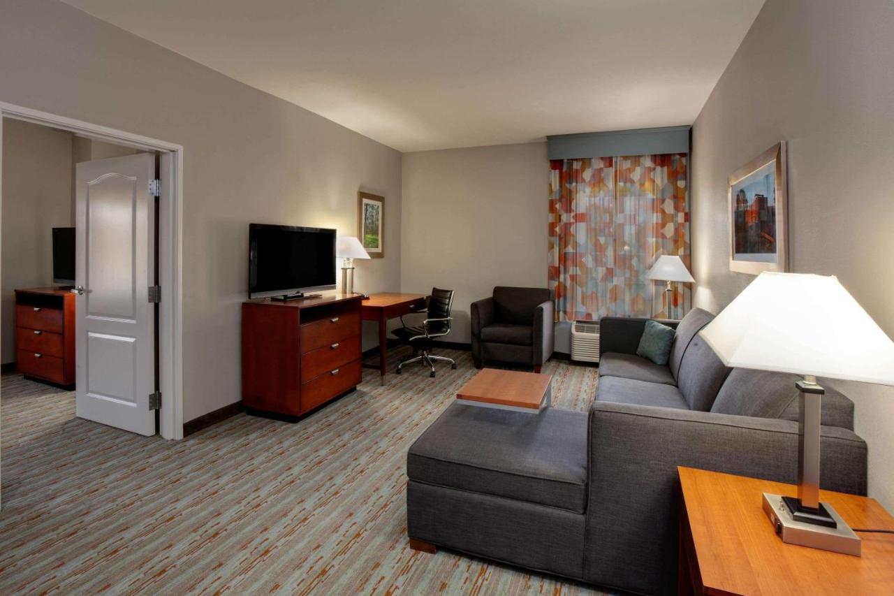 Comfort Inn & Suites Cleveland Esterno foto